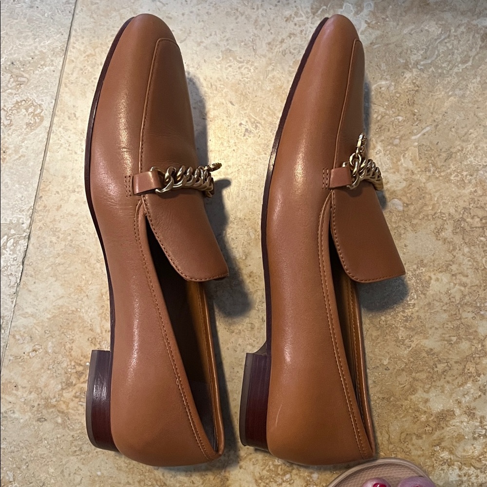 Tory Burch Mini Benton Charm Loafer with Gold Chain Detail - Picture 15 of 15